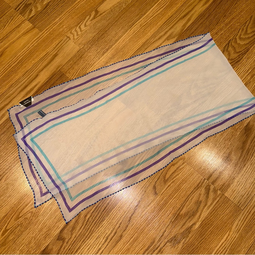 New NWT Hattie Carnegie Vintage 100%‎ Silk Rectangular white, purple and aqua